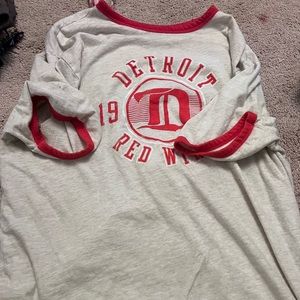 detroit red wings t shirt